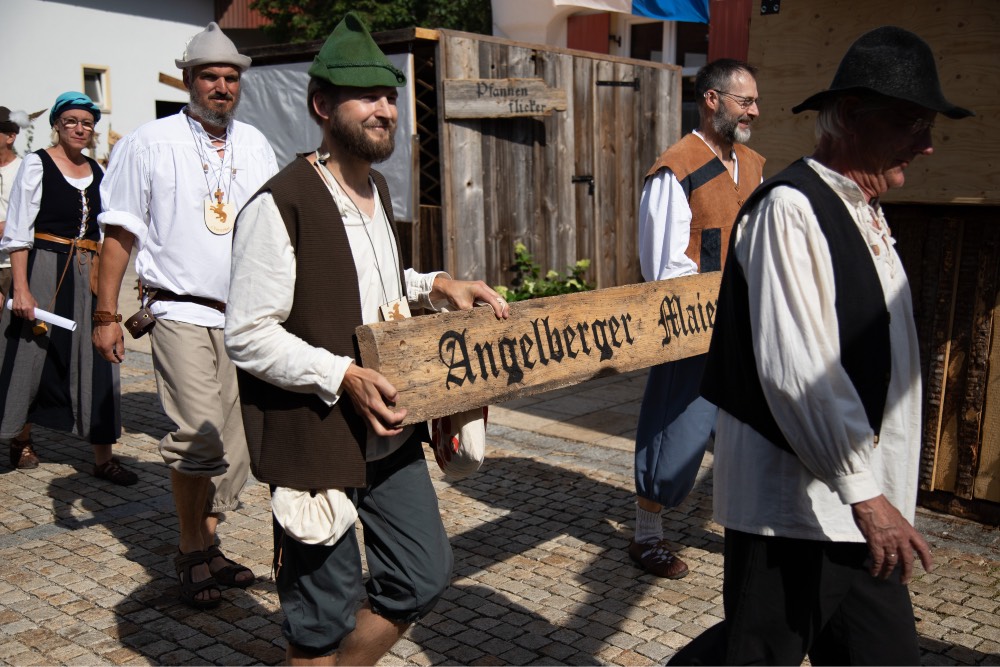 anno1455_Sonntag_Kirche1_68